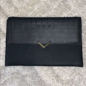 Stella and dot clutch